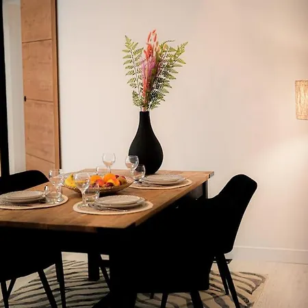 Le Tulum - Jacuzzi & Sauna Appartement