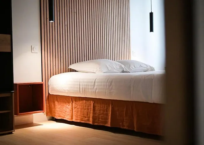 Le Tulum - Jacuzzi & Sauna Apartment Rouen