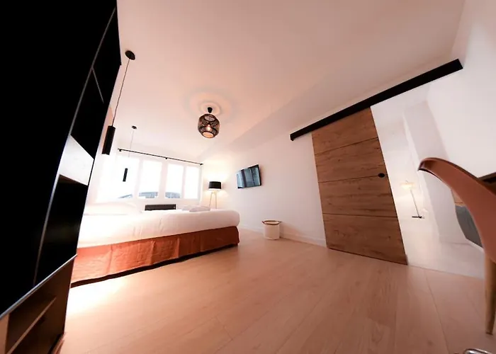 Le Tulum - Jacuzzi & Sauna *